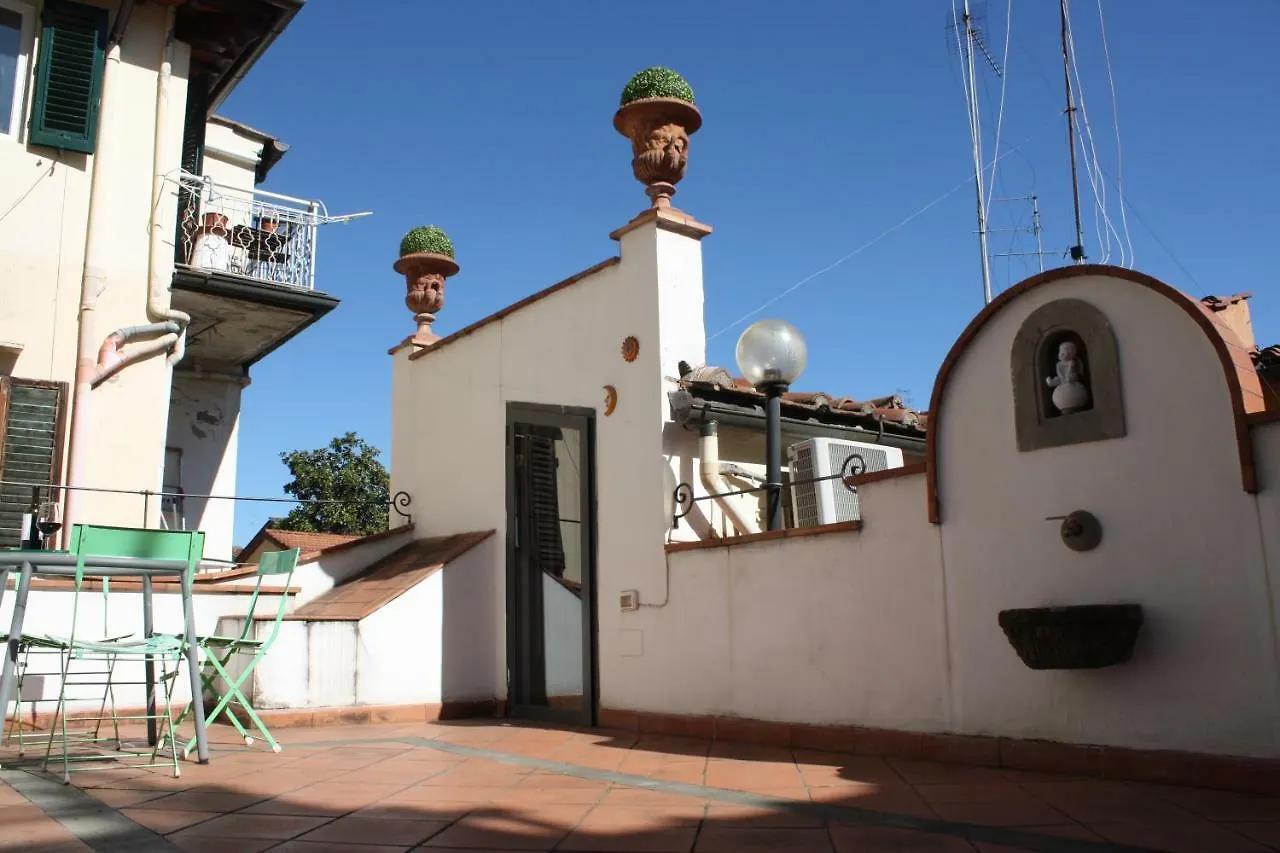 S.Zanobi Courtyard House W/ Terrace Apartment Florence