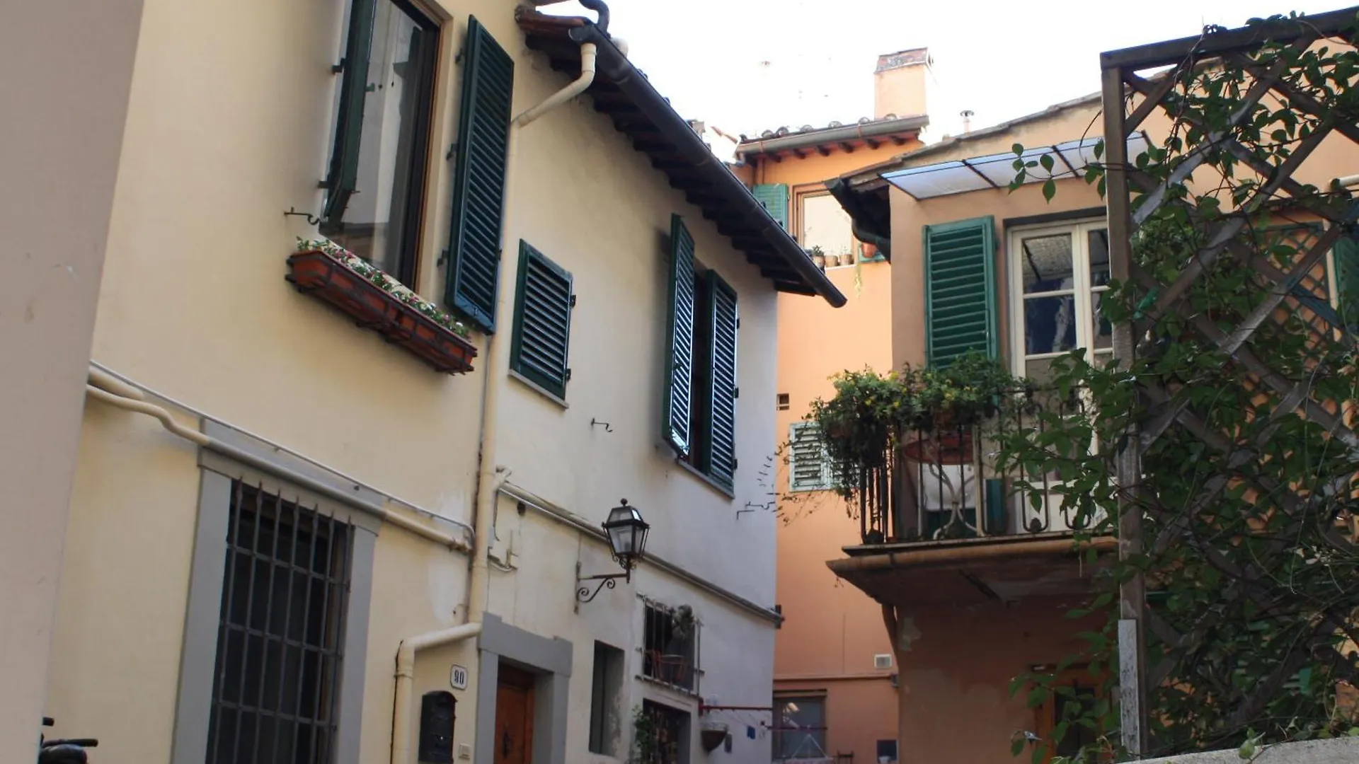 S.Zanobi Courtyard House W/ Terrace Apartment Florence Italy