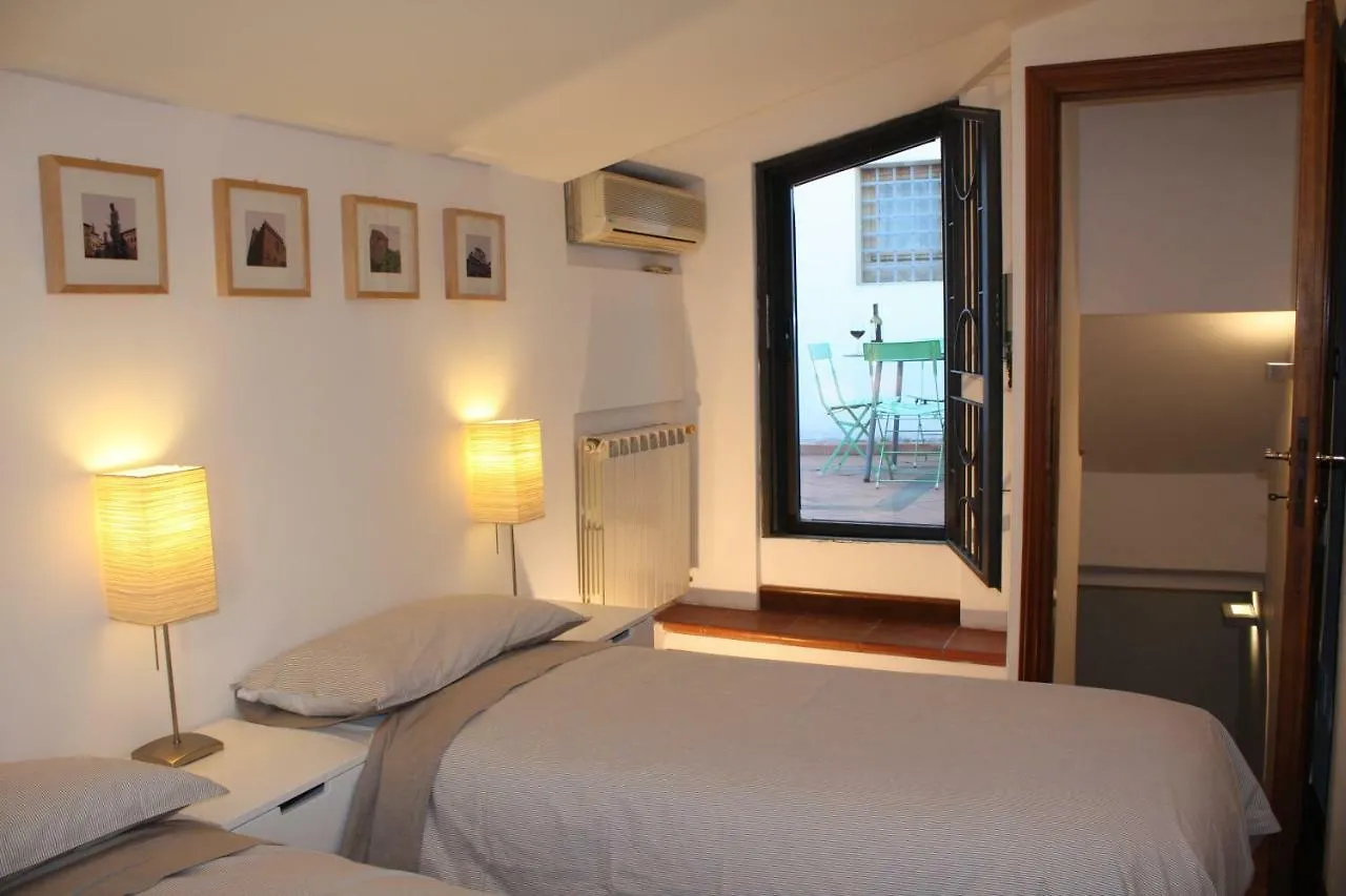 S.Zanobi Courtyard House W/ Terrace Apartment Florence